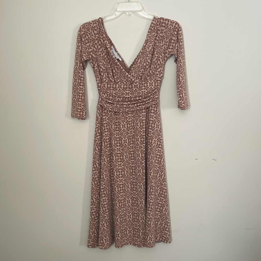 Maggy London 3/4 sleeve dress